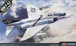 F-4J PHANTOM II, VF-84 JOLLY ROGERS SKALA 1/48