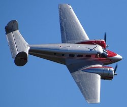 Beechcraft Model 18 1:48