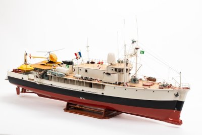 Zoom bild av Billing Boats 1:45 Calypso - plastic hull