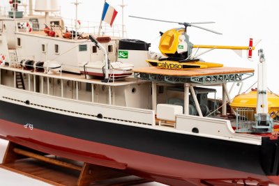 Zoom bild av Billing Boats 1:45 Calypso - plastic hull