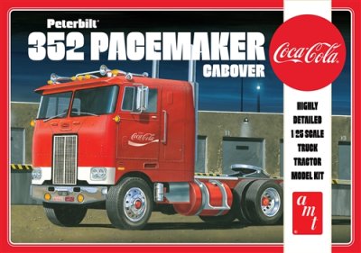 Zoom bild av 1/25 PETERBILT 352 PACEMAKER CABOVER (COCA COLA)