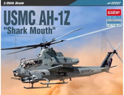 Zoom bild av USMC AH-1Z SHARK MOUTH. SKALA 1/35