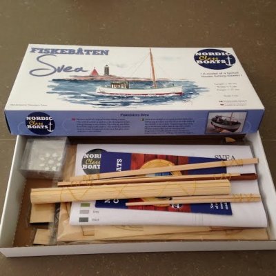 Zoom bild av NORDISK TRÅLARE MF SVEA. SKALA 1/55 LÄNGD 26 CM.