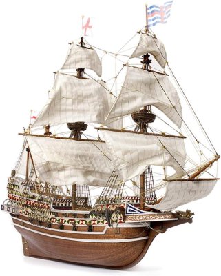 Zoom bild av HMS Revenge – en elisabetansk galjon som träbyggsats i skala 1:85