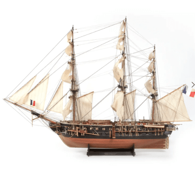 Zoom bild av Belle Poule – träbyggsats i skala 1:90