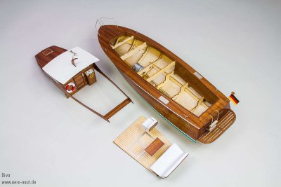 Zoom bild av Diva Kajütboot