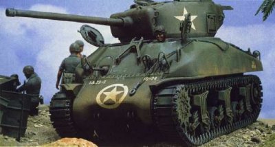 Zoom bild av M4A1 SHERMAN MED 1 FIGUR. SKALA 1/35. 165mm.