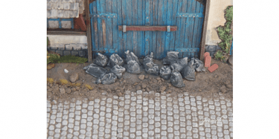 Zoom bild av DIORAMA SÄCKAR