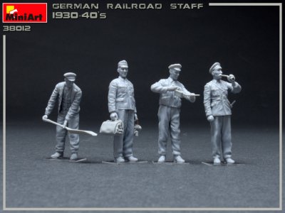 Zoom bild av 1/35 German Railroad Staff 1930-40s