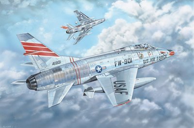 Zoom bild av F-100C SUPER SABRE. SKALA 1/32