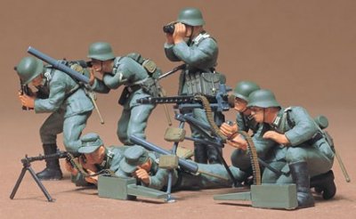 Zoom bild av GERMAN MACHINE GUN TROOPS MED 7 FIGURER. SKALA 1/35