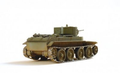 Zoom bild av SOVIET LIGHT TANK BT-7. SKALA 1/35