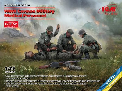 Zoom bild av ICM WWII German Military Medical Personnel 1/35