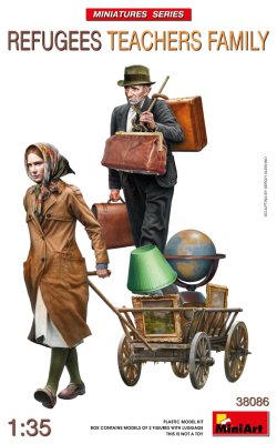 Zoom bild av REFUGEES TEACHERS FAMILY