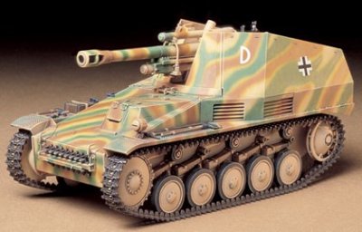 Zoom bild av GERMAN SELF-PROPELLED HOWITZER "WESPE" MED 2 FIGURER. SKALA 1/35