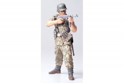 Zoom bild av WWII GERMAN ELITE INFANTRYMAN. SKALA 1/16