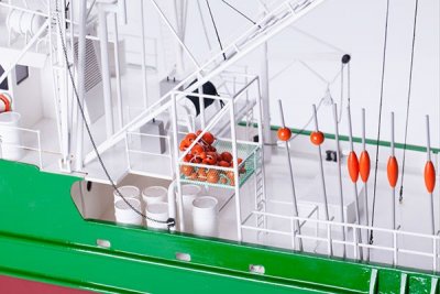 Zoom bild av 1:30 ANDREA GIAL RC - -WOODEN HULL