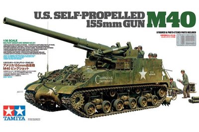 Zoom bild av US SELF-PROPELLED 155mm. GUN M40 MED 8 FIGURER. SKALA 1/35