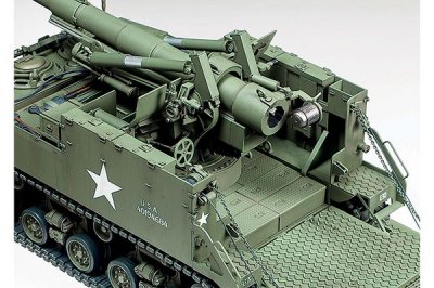 Zoom bild av US SELF-PROPELLED 155mm. GUN M40 MED 8 FIGURER. SKALA 1/35