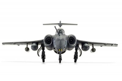 Zoom bild av BLACKBURN BUCCANEER S.2 RN. 141 DELAR. 268X186 mm. NIVÅ 3 AV 4.