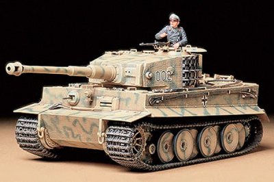 Zoom bild av GERMAN TIGER I MID. PRODUCTION MED 1 FIGUR. SKALA 1/35