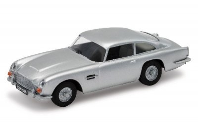 Zoom bild av 1963 ASTON MARTIN DB5 SILVER. SKALA 1/32
