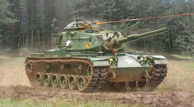 Zoom bild av M60A1. SKALA 1/72. 131mm.