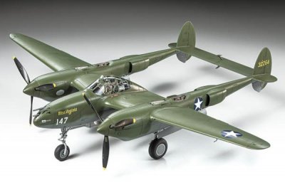 Zoom bild av LOCKHEED P-38F/G LIGHTNING. L=240mm. 11 SKALA 1/48
