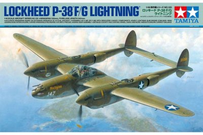 Zoom bild av LOCKHEED P-38F/G LIGHTNING. L=240mm. 11 SKALA 1/48