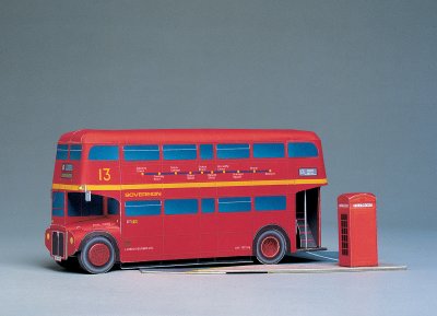 Zoom bild av LONDON DUPPEDECKBUS MIT TELEFONZELLE. SKALA 1/43