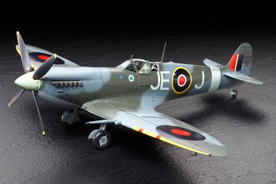 Zoom bild av SUPERMARINE SPITFIRE Mk. IXc. L 302mm. SKALA 1/32