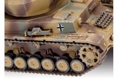 Zoom bild av 1944 FLAKPANZER IV WIRBELWIND 2cm.FLAK38. 190 DELAR L=85mm. NIVÅ