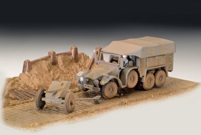 Zoom bild av Krupp Protze KFZ 69 with 3,7cm Pak 1:76
