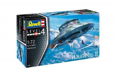Zoom bild av 1944 GERMAN FLYING SAUCER HAUNEBU II. SKALA 1/72. STORLEK:69X200