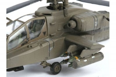 Zoom bild av 1997 AH-64D LONGBOW APACHE. SKALA 1/144. 79 DELAR. 105x101mm.