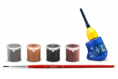 Zoom bild av GÅVOSET HMS HOOD SKALA 1/720. 206 DELAR, LÄNGD 361mm. MED LIM,FÄ