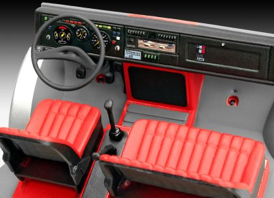 Zoom bild av REVELL Mercedes-Benz Unimog U 1300 L TLF 8/18 1:24