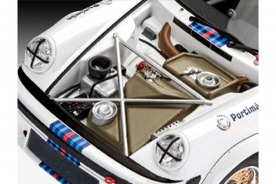 Zoom bild av 1976 PORSCHE 934 RSR MARTINI. 104 DELAR. L=179mm. NIVÅ3 AV 5. SK