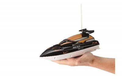 Zoom bild av RADIOSTYRD RACERBÅT SUNDANCER