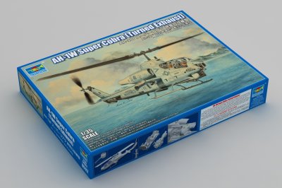 Zoom bild av 1/35 AH-1W Super Cobra (Turned Exhaust)