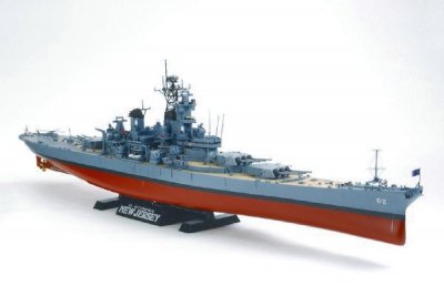 Zoom bild av U.S. BATTLESHIP BB-62 NEW JERSEY. SKALA 1/350. L=774mm.