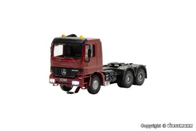 Zoom bild av 8011 H0 MB ACTROS 3-axle articulate truck with rotating flashing lights, basic, functional model