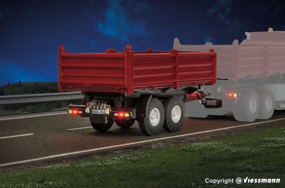 Zoom bild av 8214 H0 Tandem tipper, red, functional model