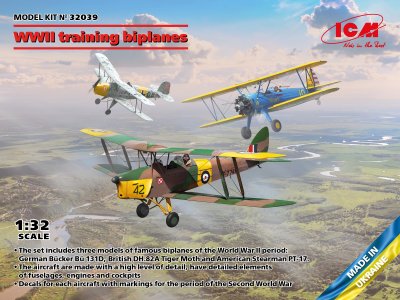 Zoom bild av WWII training biplanes (Bücker Bü 131D, DH.82A Tiger Moth, Stea