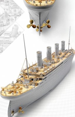 Zoom bild av TITANIC MED TRÄ DÄCK