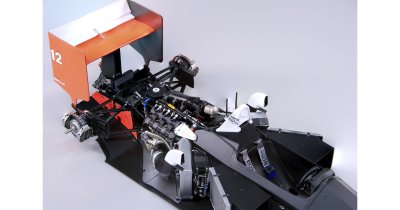 Zoom bild av 1/12 Mclaren MP4_4 1988 with Rain tyres