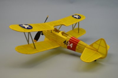 Zoom bild av FLYGPLAN STEARMAN PT-27 TRÄBYGGSATS