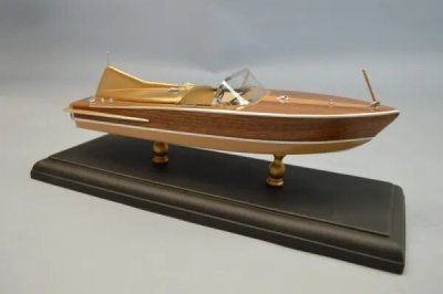 Zoom bild av Chris-Craft 21' 1955 Cobra Träbyggsats