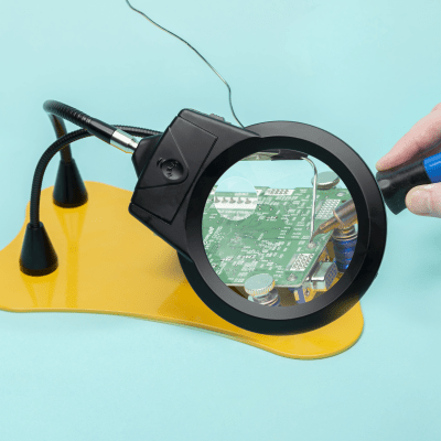 Zoom bild av Modelcraft Magnetic Soldering & Work Station