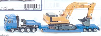 Zoom bild av TUNGTRANSPORT MED GRÄVMASKIN I SKALA 1/87 HO